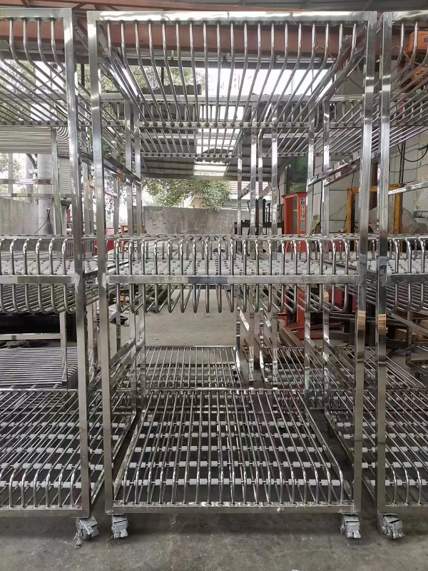 廣東不銹鋼管廠家喜有沃客戶應用案例之不銹鋼置物架