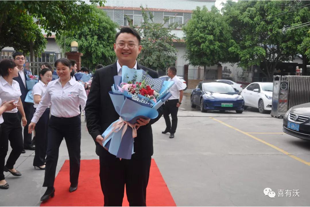 鄭聲遠總經理及精英團隊蒞臨喜有沃不銹鋼參觀指導 鄭聲遠總經理及精英團隊蒞臨喜有沃不銹鋼參觀指導