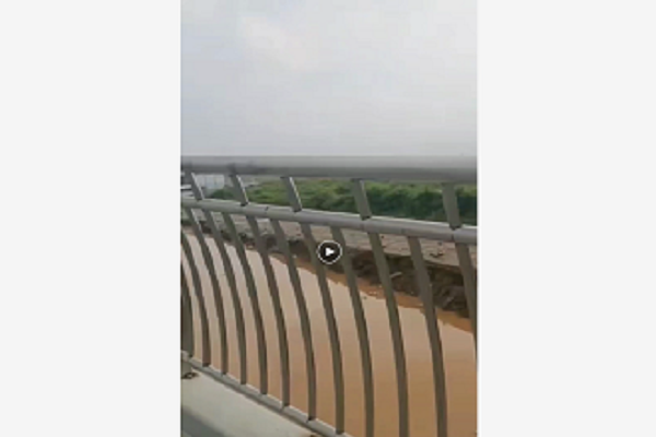 喜有沃鼎湖新區304不銹鋼管橋梁護欄項目