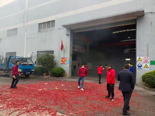 喜有沃不銹鋼車間開工啦 喜有沃不銹鋼車間開工啦